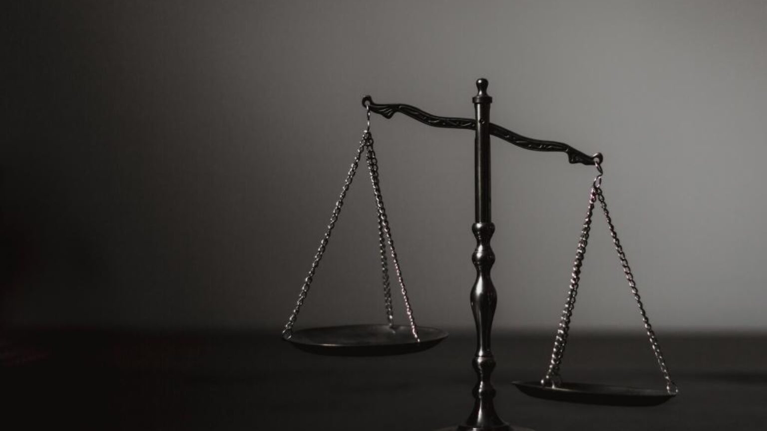 Balance scale tilted right 1024x683