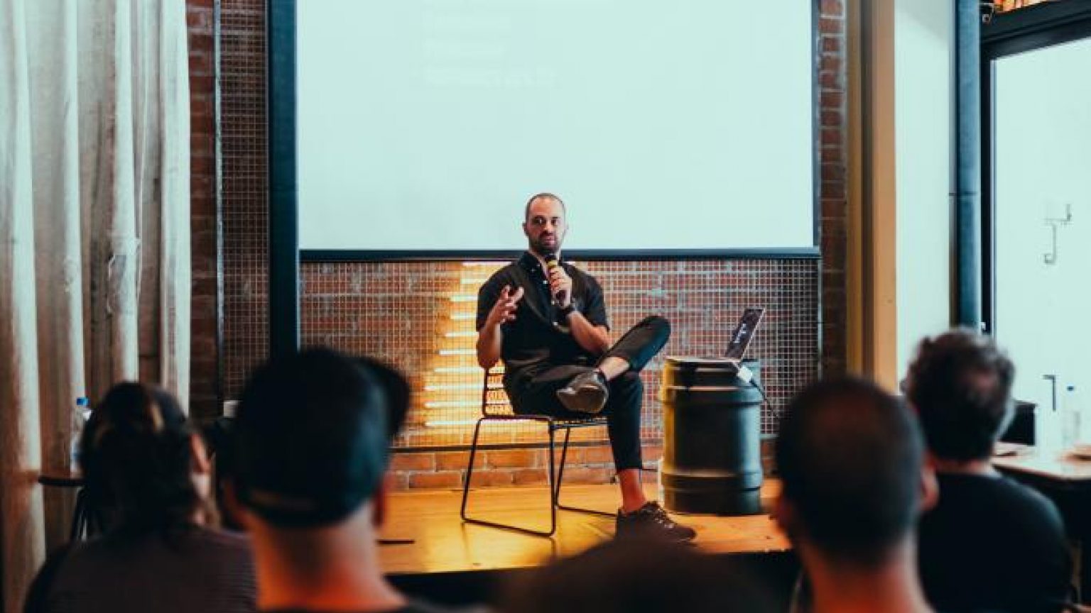 Pexels matheus bertelli 3321796 683x1024